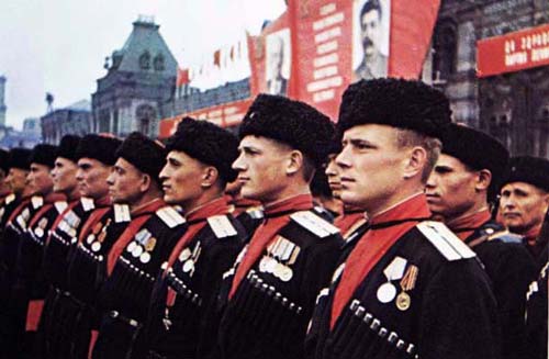 Кубанские казаки на параде Победы, 1945 год. Фото: wikimedia.org