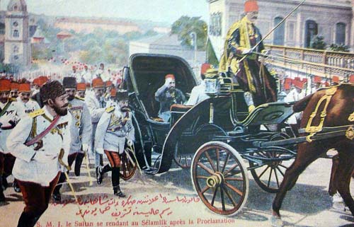 Султан Абдул-Хамид II едет на пятничную молитву. wikimedia