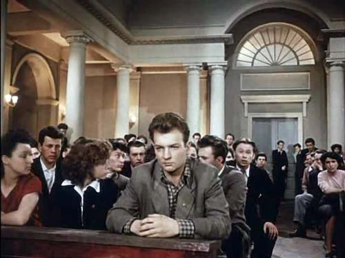 Кадр из фильма Леонида Лукова «Разные судьбы» (1956 г.)