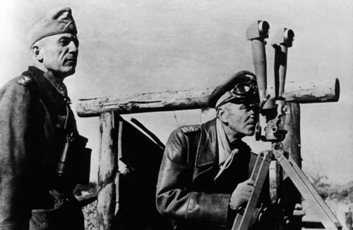 Зейдлиц и Паулюс (справа) в северной части Сталинграда, 1942 год. Фото: wikimedia.org