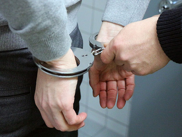 Задержанный за ограбления геев курсант МВД отчислен из вуза
