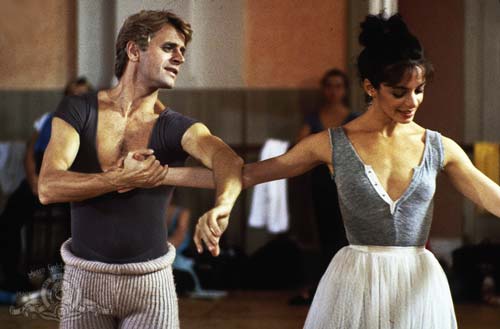 Кадр из фильма «Танцоры» (1987)