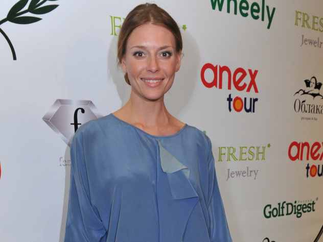 Известная актриса Любовь Толкалина ответила всем своим недоброжелателям, которые стали распускать сплетни после ее совместного снимка с ушедшим в отставку мэром Екатеринбурга Евгением Ройзманом****.