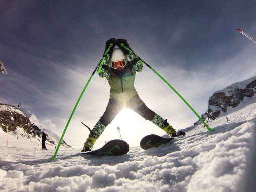 Еще одна представительница Того — горнолыжница Алессия Афи Диполь. Ей выступать на столь высоком уровне тоже не впервой — в России 4 года назад Диполь уже стартовала, но финишировала в шестом десятке.