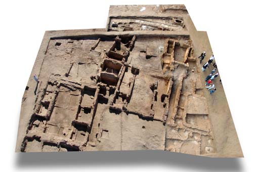 Зона раскопок В, уничтоженные войной строения. Около 3500 лет до н.э. Источник: uchicago.edu