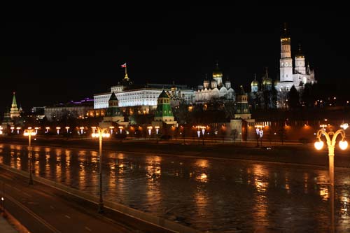 Москва, Кремль, Набережная, наши дни. Wikimedia