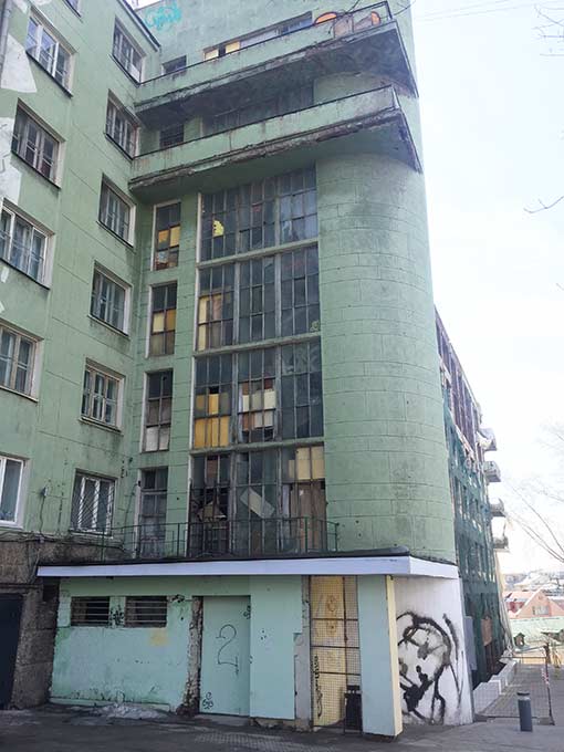В центре Москвы загадочно исчез шестиэтажный дом