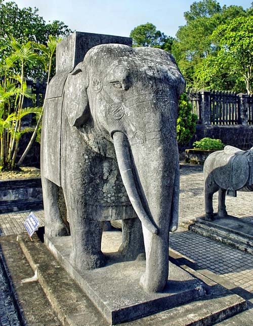 Памятник слону во Вьетнамие. Фото: Pixabay.com