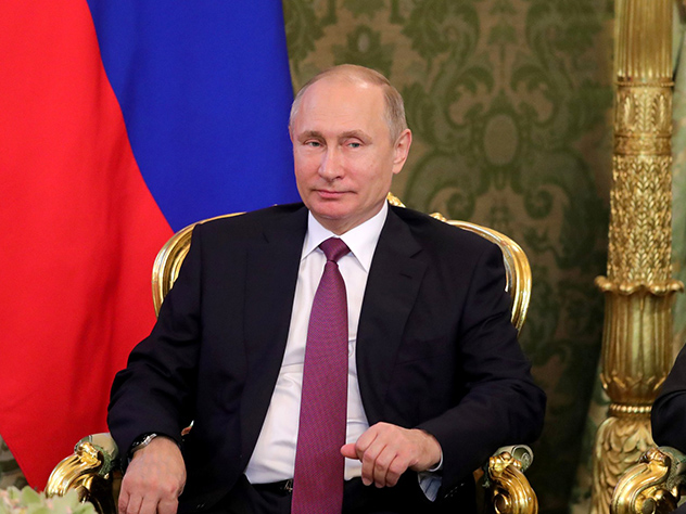 Путин подписал закон о блокировке сайтов с порочащей часть информацией