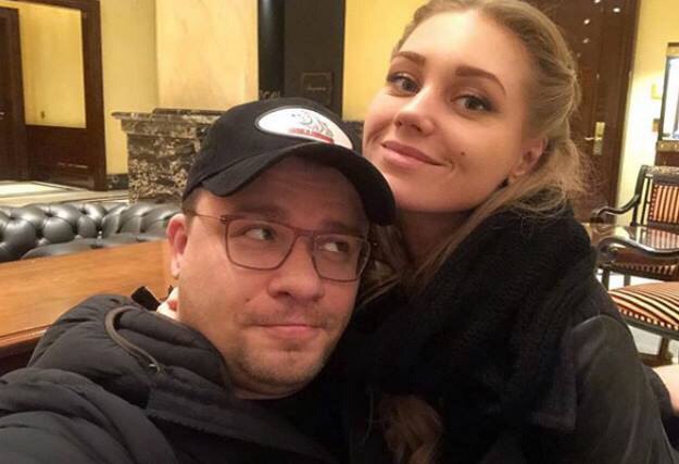 Кристина Асмус показала свою дочь на отдыхе в Милане