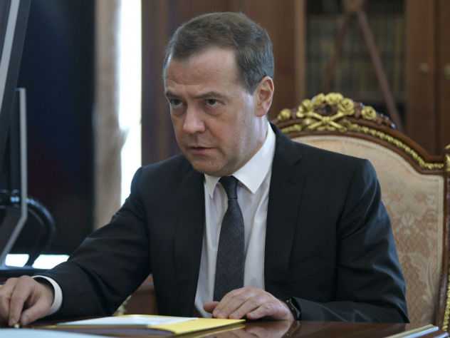 Медведев принес соболезнования родным и поклонникам Нины Дорошиной