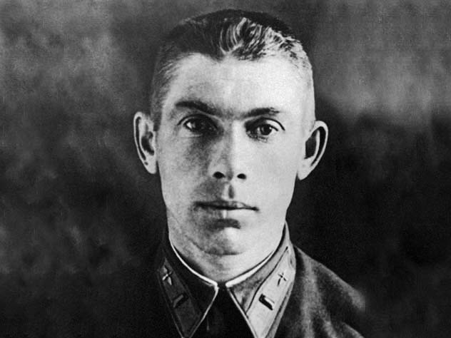 Летчик Николай Гастелло. Репродукция Фотохроники ТАСС. Фото ИТАР-ТАСС