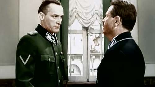 Василий Лановой (слева) в роли Вольфа. Кадр из фильма «Семнадцать мгновений весны»