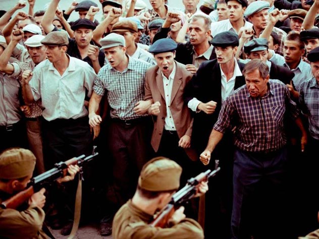 Кадр из сериала «Однажды в Ростове»