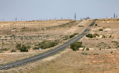 Дорога к космодрому Байконур. Источник: wikimedia.org