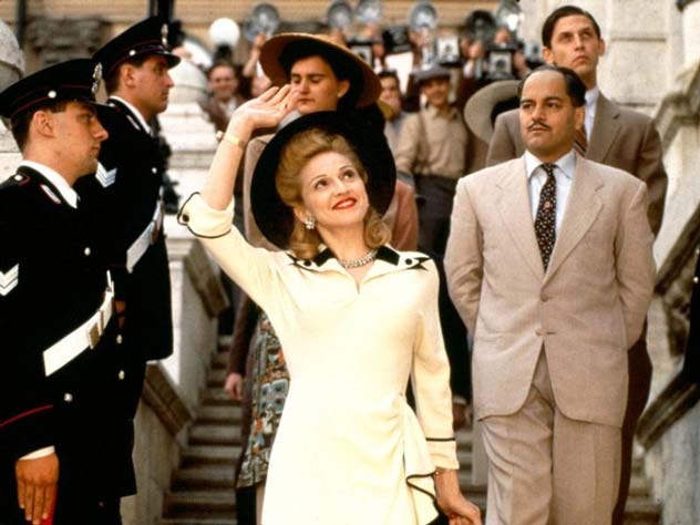 Кадр из фильма «Эвита»