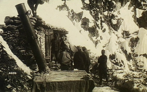 240-мм миномёт в расположении итальянской армии, 1918 год. Источник: wikipedia.org