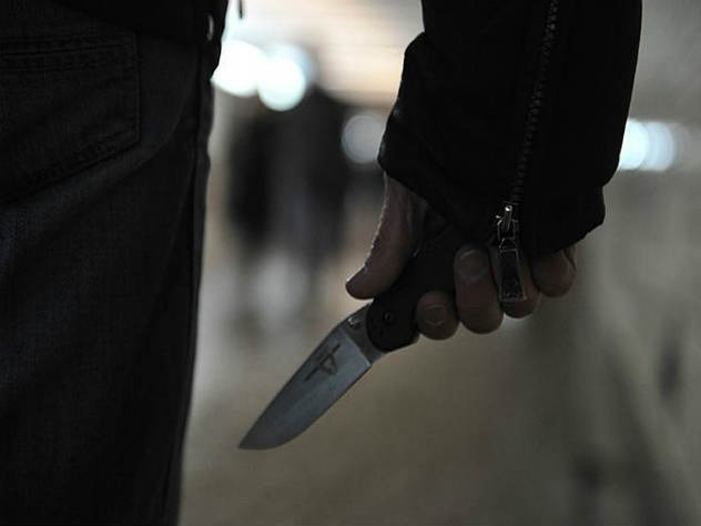В Москве следователи задержали мужчину, который накануне, 8 июня, ударил ножом девочку.