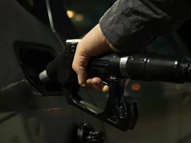 В Москве кончается бензин дешевле 40 рублей