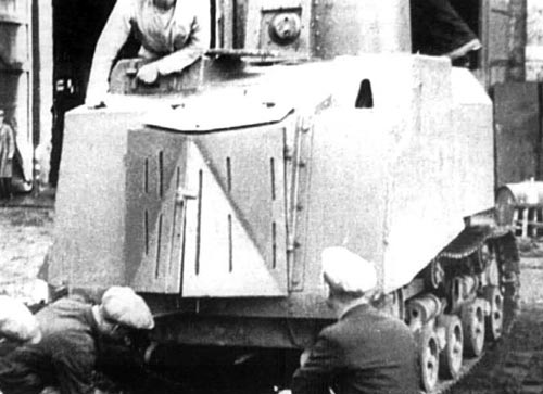 «Одесский» танк НИ-1 на базе трактора СТЗ-5. Фото: wikimedia.org