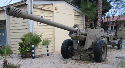 130-миллиметровая М-46, советская пушка 50-х годов, состоящая на вооружении многих армий мира. Фото: wikipedia.org