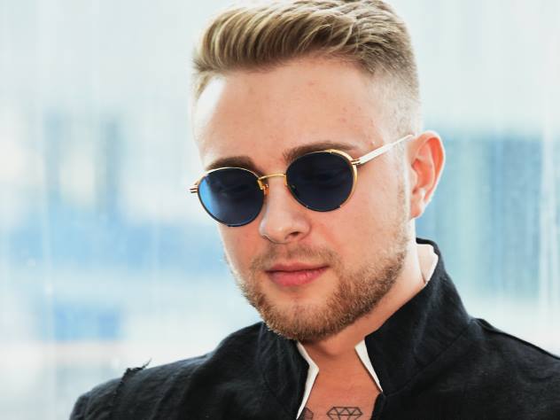 Певец Егор Крид