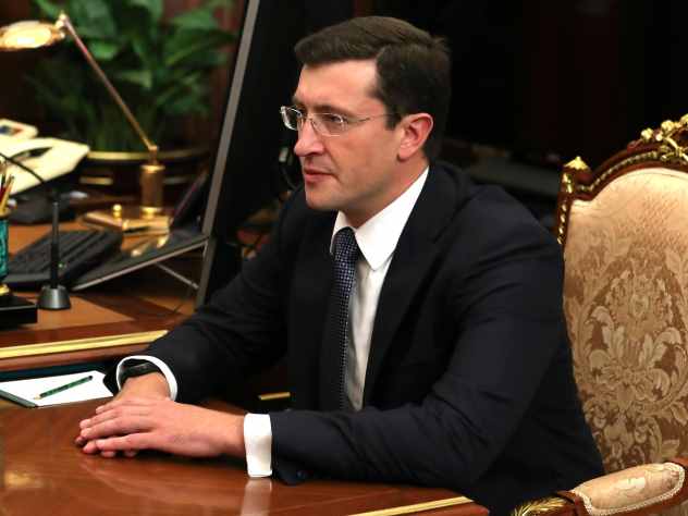 Временно исполняющий обязанности губернатора Нижегородской области Глеб Никитин заявил, находясь в городской фан-зоне, что ждет сборную России на игру в четвертьфинале чемпионата мира. Он считает, что нашей национальной команде реально пробиться в восьмерку сильнейших на чемпионате мира.