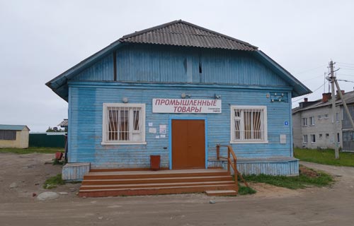 Многие бараки управления Соловецкого лагеря стоят до сих пор. Источник: wikimedia.org