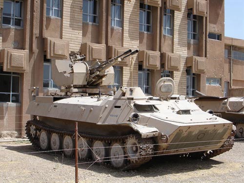 МТ-ЛБ армии Ирака со спаренной зенитной установкой калибра 23-мм. Фото: wikipedia.org