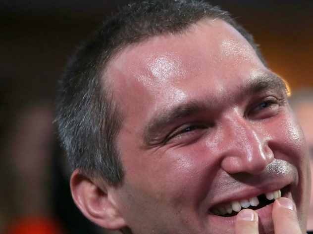 Капитан «Вашингтона» Александр Овечкин пережил невероятные эмоции после победы его команды в пятом матче финальной серии Кубка Стэнли против «Вегаса».