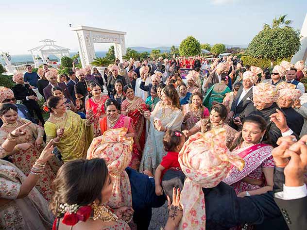 На Эгейском море в Бодруме состоялась грандиозная индийская свадьба