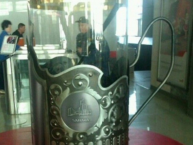 На железнодорожном вокзале Самары установили гигантский стакан