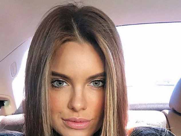 Знакомый Дарьи Клюкиной Зоха Лакербая заявил, что победительница проекта нечестно на нем оказалась. По его словам, девушка, как только узнала, что участницам придется бороться за сердце Егора Крида «побежала на кастинг». При этом ей отказали, так как до этого она уже была на проекте, когда боролась за сердце Ильи Глинникова.