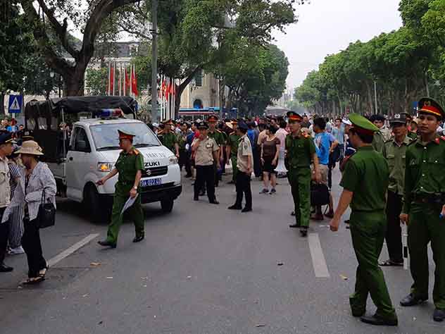 МИД предупреждает россиян о волнениях во Вьетнаме