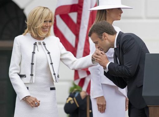 Первая леди Франции Брижит Макрон и президент Франции Эммануэль Макрон