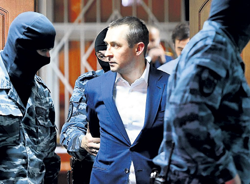 У полковника Захарченко обнаружили больше 9 миллиардов рублей