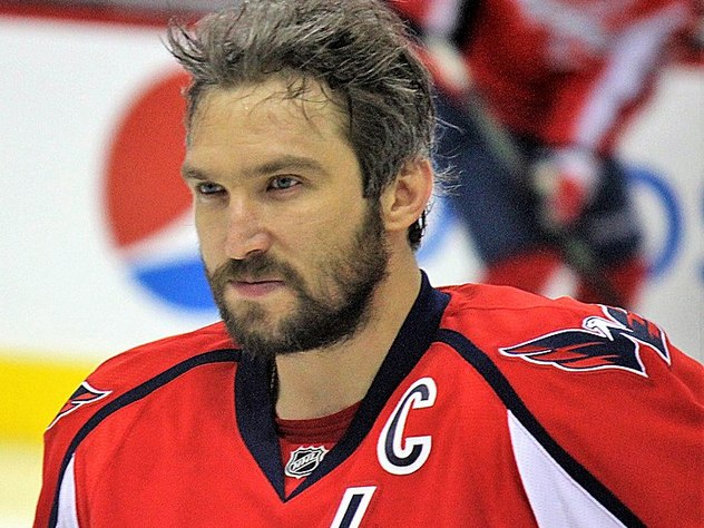 Российский нападающий «Вашингтон Кэпиталз», обладатель Кубка Стэнли-2018 Александр Овечкин рассказал, что болеет за сборную России на чемпионате мира.