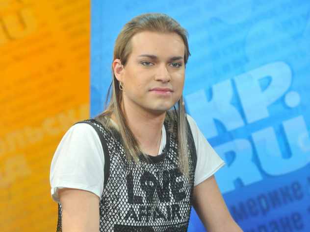 Не исключено, что отношения известного шоумена, одного из самых известных фриков России Гогена Солнцева и его 70-летней престарелой супруги Екатерины могут дать трещину.