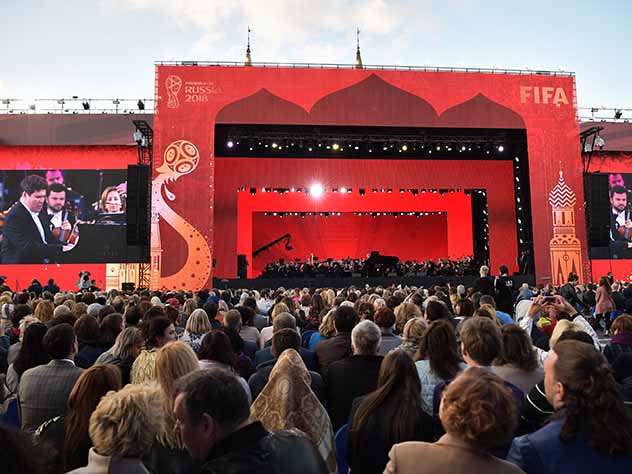 Денис Мацуев представил "Симфонию гола"