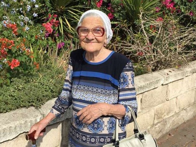 91-летняя красноярская путешественница снялась для глянца