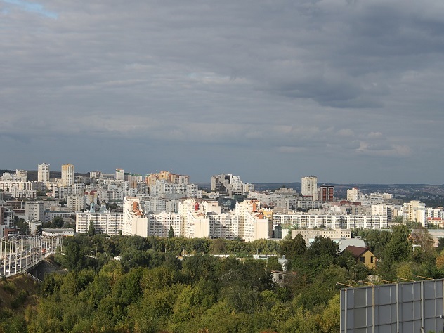В Белгороде девушку и парня избили из-за синих волос