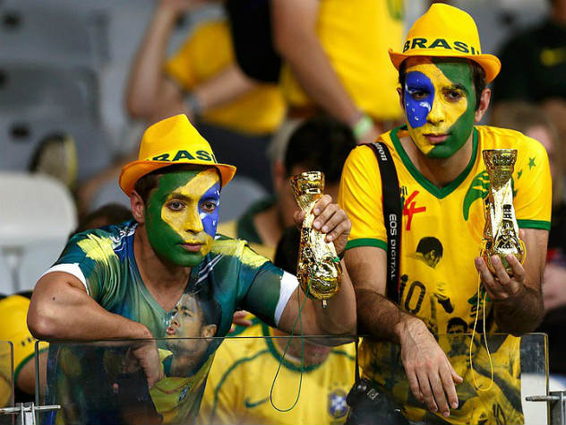 Русскую матрешку получили в подарок футболисты сборной Бразилии