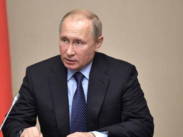 На президентских выборах в Турции один из избирателей оригинально подошел к процессу волеизъявления. Избиратель приписал фамилию президента Российской Федерации в верхнем углу бюллетеня и пропечатал evet (в переводе на русский язык означает «да»).