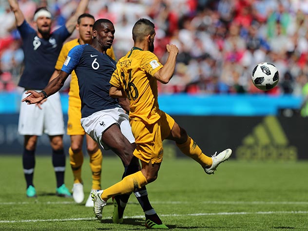 Команда Франции победила австралийскую сборную со счетом 2:1