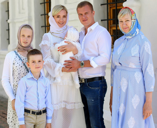 Ведущая «Доброго утра» на Первом Канале Анастасия Трегубова окрестила четырехмесячную дочку Нику