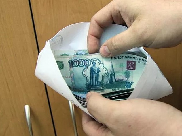 Ростовские выпускники начали продавать золотые медали