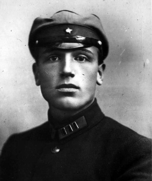 Александр Голованов в молодости был настоящим красавцем, 1925 г. Источник: wikipedia.org