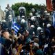 Греческие националисты схлестнулись с полицией во время протестной акции.