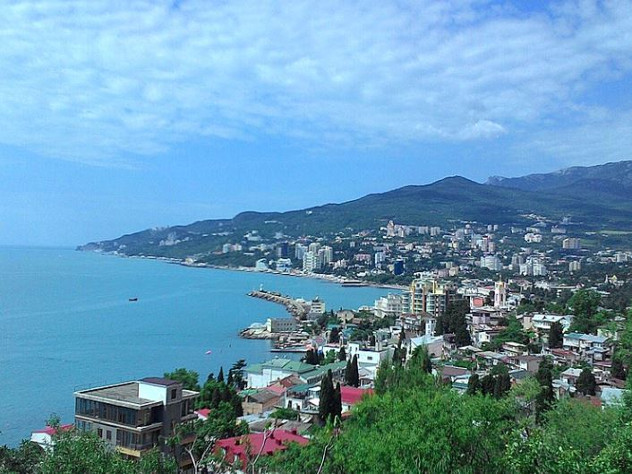 Ялта, вид от Поликуровского мемориала