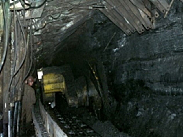 Один горняк погиб при обрушении шахты в Алтайском крае